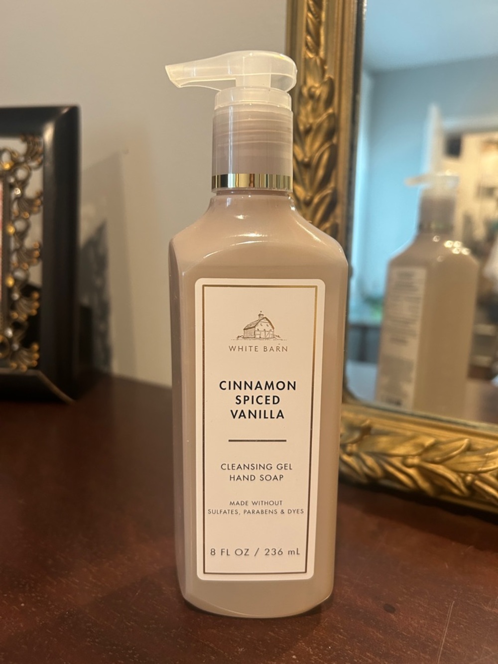 White Barn Cinnamon Spiced Vanilla Hand Soap - Cream & Gold Accents